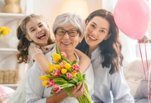 Mơ thấy mẹ đánh đề con gì? 10 tình huống thường gặp