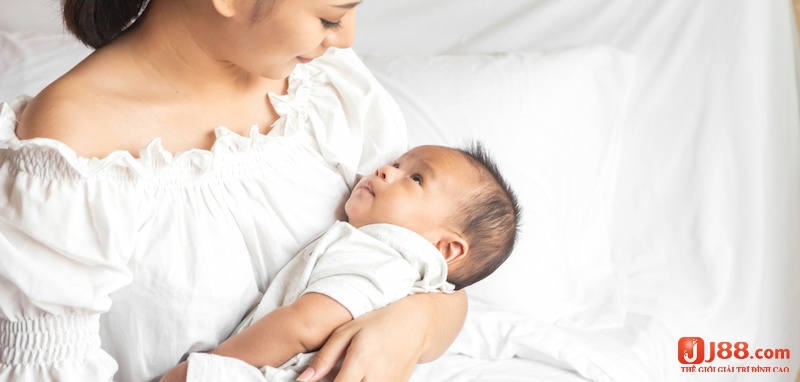 Mơ thấy người khác sinh con chứa đựng số đề giúp ăn thưởng 